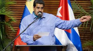 Maduro invita a Chomsky a Venezuela para mostrarle la realidad del país