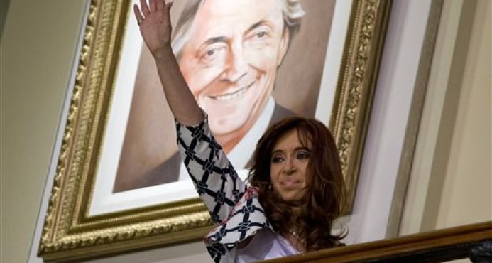 Argentina deberá pagar 6.100 millones de dólares a tenedores de bonos por orden de juez de Nueva York