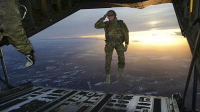 Los "super-soldados" de EEUU aparecen sin avisar en 147 países