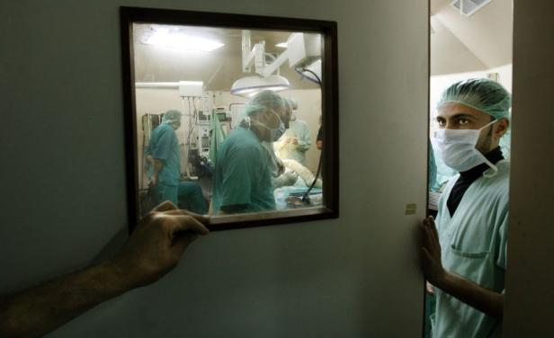 Salud Pública de Uruguay le "pisará los talones" a cirujanos que paren durante cinco días