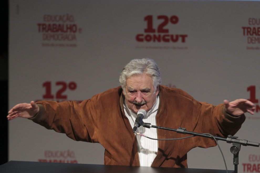 Mujica: 'A los ricos en política hay que erradicarlos'
