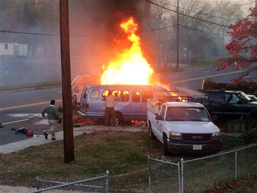 4 muertos y 14 heridos en Maryland en brutal choque con incendio