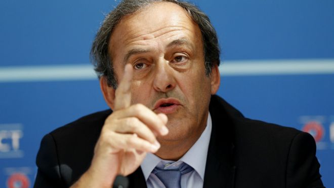 La FIFA aparta a Michel Platini de la carrera por presidencia porque no es "íntegro"