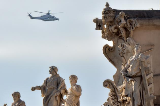 La justicia del Vaticano imputa a cinco personas "asociación criminal"