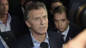 Oficialismo en Congreso de Argentina desoye pedido de Macri y aprueba 90 leyes