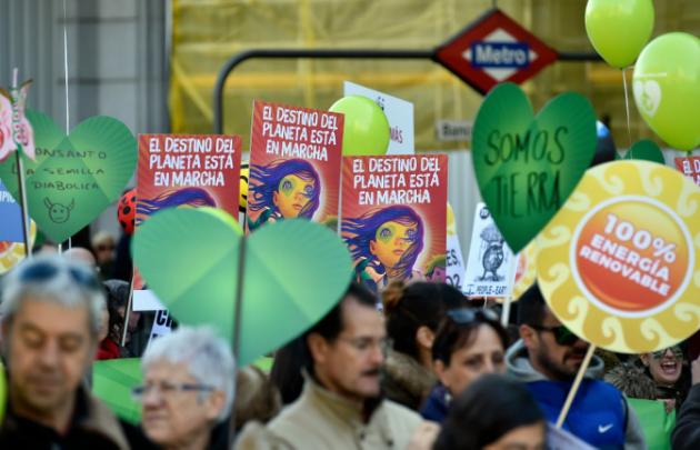 Miles de manifestantes en Madrid para pedir acciones contra el cambio climático