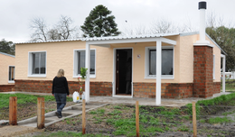 Gobierno de Uruguay construirá 25.000 soluciones habitacionales