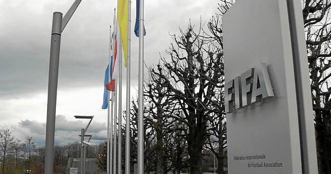 Más dirigentes de FIFA detenidos en Suiza