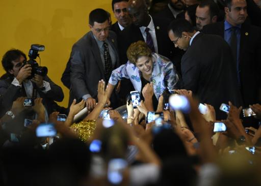 Brasil: Rousseff quiere que se acelere decisión sobre su impeachment