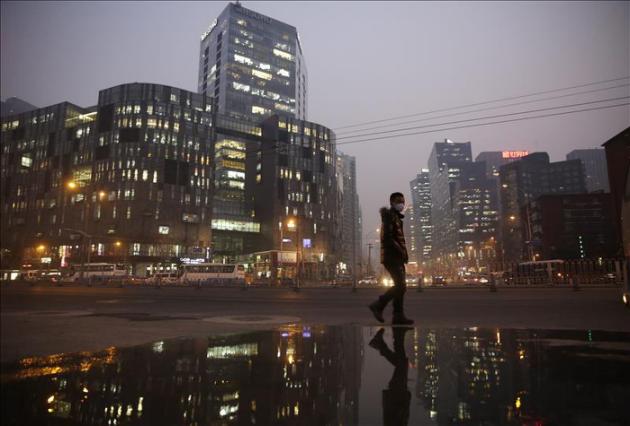 Pekín emite su primera alerta roja, la máxima, por contaminación