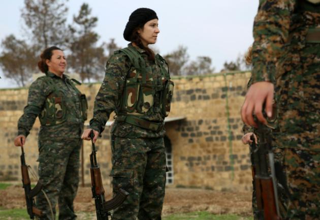 Cristianas de Siria combaten en primera línea contra los yihadistas