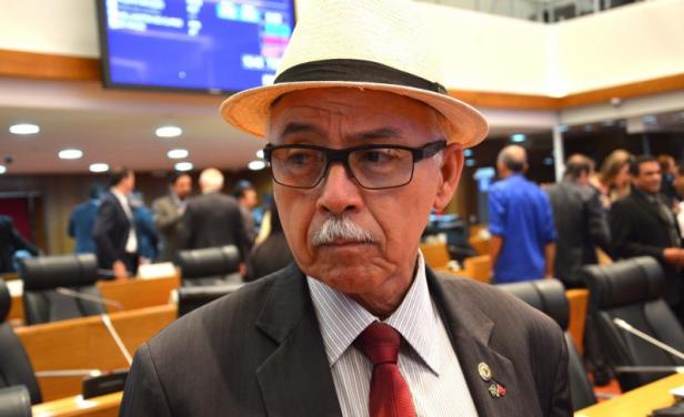 Un diputado comunista brasileño gana premio al "mayor racista mundial del año"