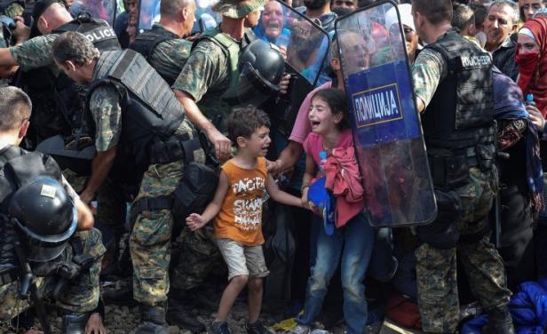 Unicef eligió el llanto de dos niños refugiados como la foto del año