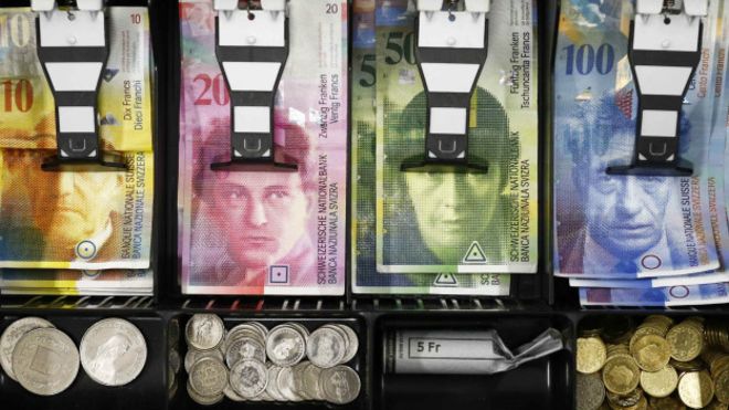 Hay 44 millones de dólares "olvidados" en bancos suizos