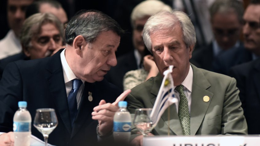 Vázquez al asumir presidencia protémpore: "No hemos llegado como Mercosur al siglo XXI"