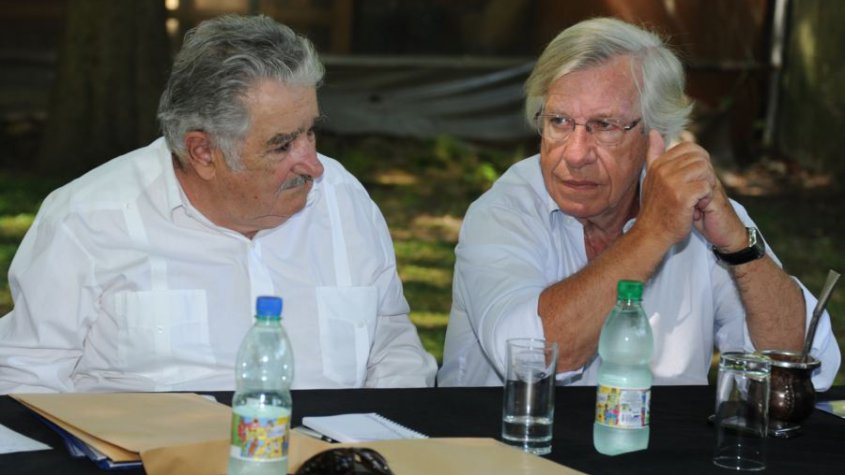 Diputado abandona a Mujica, se va con Astori y culpa al expresidente por ANCAP