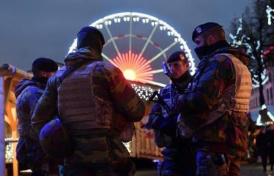 Bruselas anula fiestas y pirotecnia de Nochevieja por seguridad