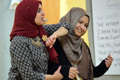 La musulmana que enseña autodefensa tras ser atacada por su hiyab