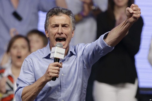 Macri nombra a ciudadano estadounidense funcionario de la Presidencia