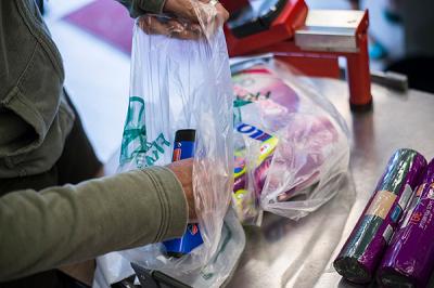 Senegal se despide de las bolsas de plástico: desde hoy están prohibidas