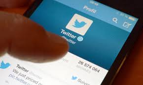 Twitter estudia ampliar límite de tuits a 10.000 caracteres