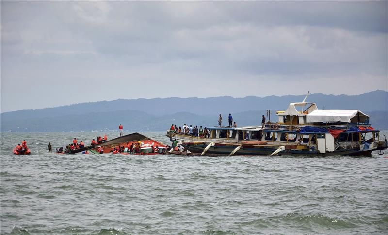 Al menos 112 inmigrantes muertos al naufragar una embarcación frente a Somalia
