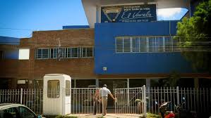 Como para no cerrar: Jerarcas del Colegio José Pedro Varela cobraban 180 mil pesos