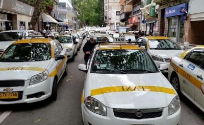 Taxistas de Montevideo desesperados; no recaudan y tomarán medidas contra Uber