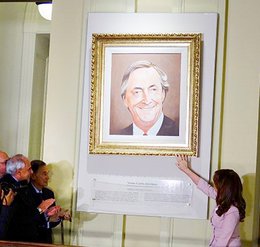 Sacarán de la Casa Rosada cuadros con la figura de Néstor Kirchner