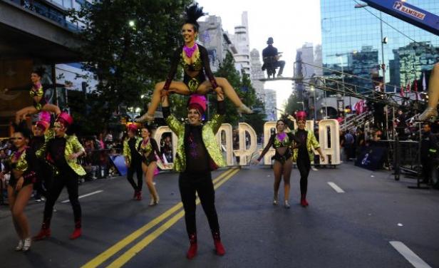 Conozca horarios y desvíos en tránsito por desfile inaugural del Carnaval este jueves por 18