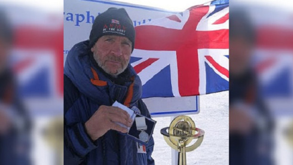 Muere el británico que intentaba cruzar la Antártida solo y a pie