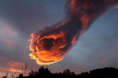 Foto de La mano de Dios que impactó en los cielos de Portugal