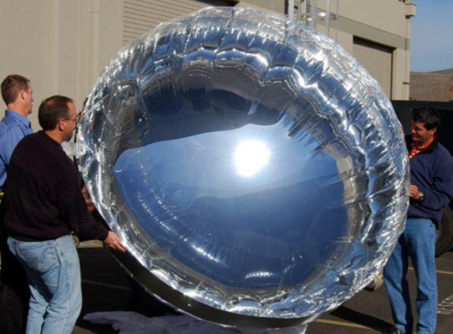 Este globo solar genera 400 veces más energía que los paneles tradicionales