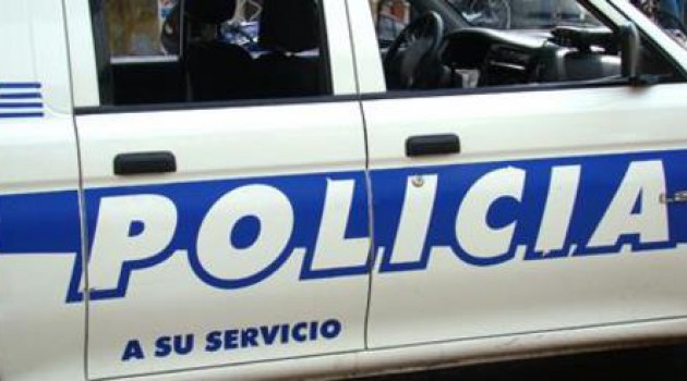 Asesinan a tiros a pareja paraguaya en Solymar y auto fuera de control mata a jovencita