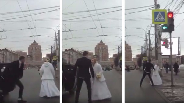 Recién casados tienen dramática pelea en medio de la calle