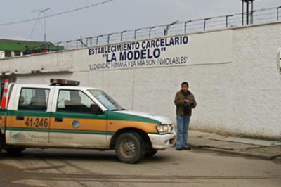 Hallan los restos de cien personas descuartizadas en una cárcel de Bogotá