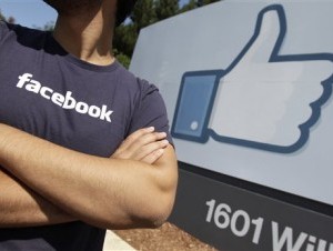 El botón "me gusta" de Facebook recibe compañía: "me enoja"