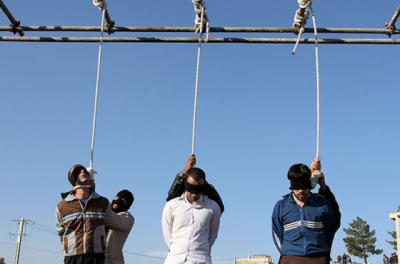 Irán ejecuta a todos los hombres de una aldea