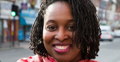 Confunden a una diputada negra con una limpiadora en el Parlamento británico