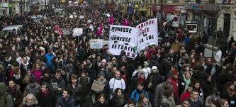 Medio millón protestan contra la reforma laboral francesa