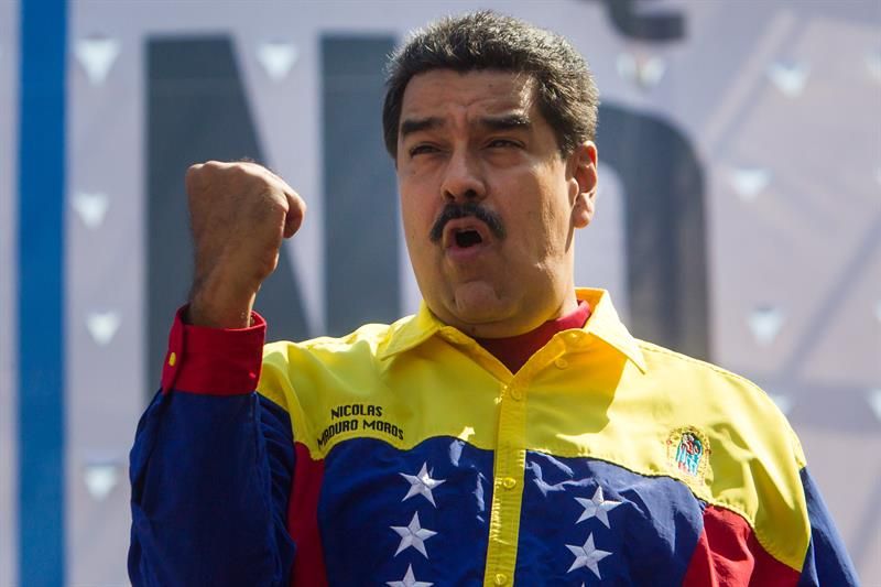 Maduro reitera que no renunciará y anuncia el "carnet bolivariano"