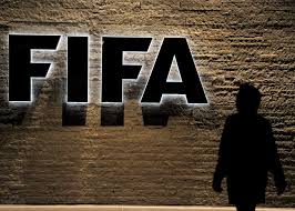 FIFA reclama a exfuncionarios que le devuelvan millones de dólares
