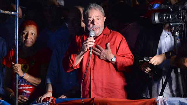 Lula a las multitudes: "No vamos a aceptar que haya un golpe" en Brasil
