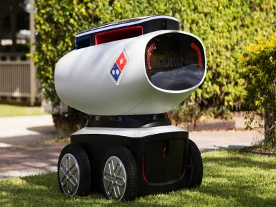 El primer robot que reparte pizzas a domicilio