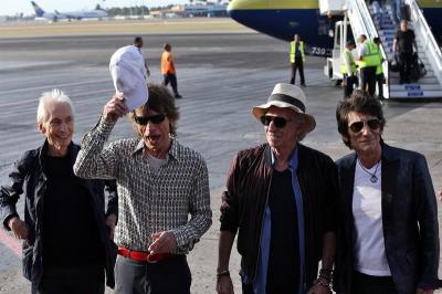 Los Rolling Stones pasan su primera noche en Cuba compartiendo con su mundo cultural