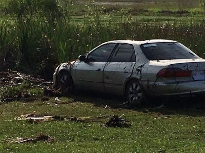 Tres adolescentes murieron en automóvil robado que cayó a un lago en EEUU