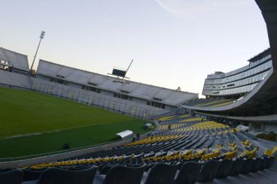 Zonamerica y un grupo de vecinos recurrieron al TCA para cerrar Estadio de Peñarol