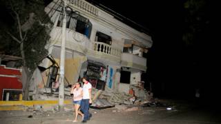 Cada vez peor: 246 muertos y 2.527 heridos por terremoto en Ecuador