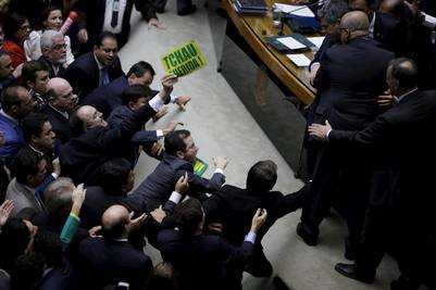 Único argumento parlamentario del juicio político a Dilma Rousseff: Chau querida