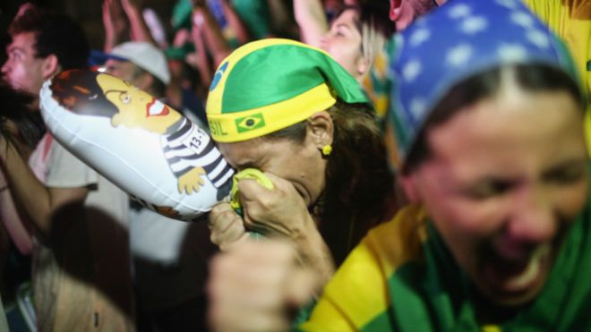 Los diputados de Brasil autorizan el juicio político para destituir a la presidenta Dilma Rousseff